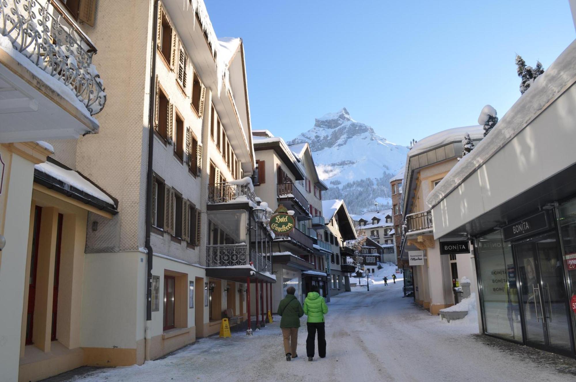 Hotel Engelberg "Mein Trail Hotel" ภายนอก รูปภาพ